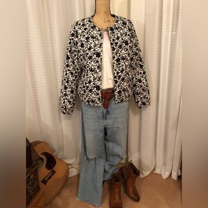 Old Navy Floral Quilted Bomber Jacket Navy White Zip NWT L